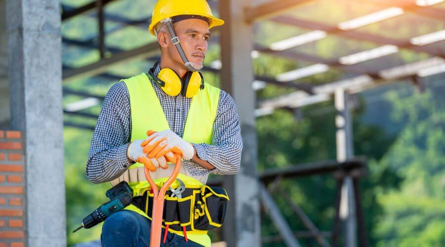 Professional gutter cleaning in Mannsville, KY